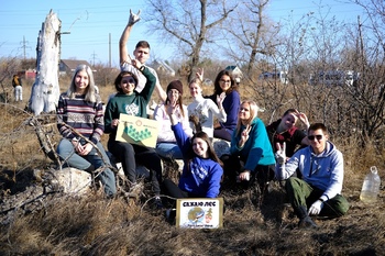 Бонусы автовладельцев помогли волонтёрам  восстановить лес  в Волгоградской области.